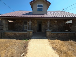 108 Main St, Gainesville, MO 65655