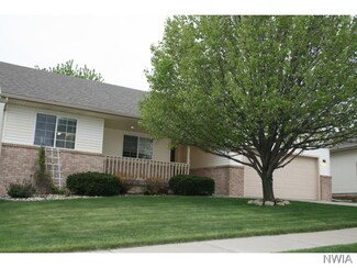 613 Broadmoor St, Sioux City, IA 51103