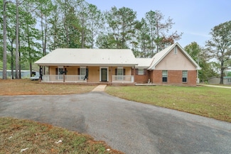 414 A V Hatten Rd, Hattiesburg, MS 39401
