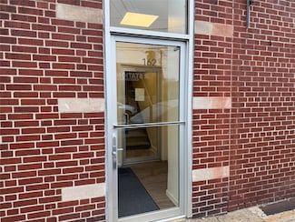 162 2nd St Unit 4, Mineola, NY 11501