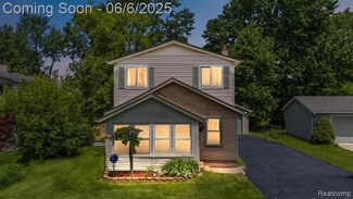 433 Cherry Dr, Troy, MI 48083