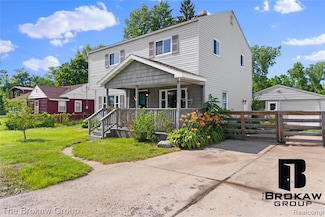 7087 Lapeer Rd, Davison, MI 48423