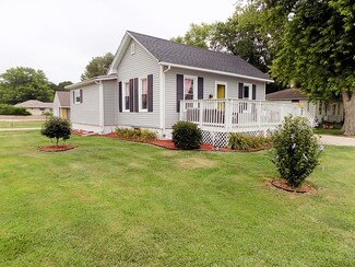 1402 E Elm St, Streator, IL 61364