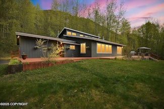 26266 Vallihi Cir, Eagle River, AK 99577