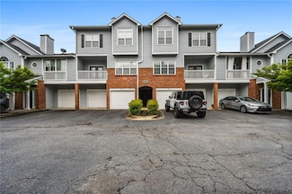 508 Vinings Forest Ct SE, Smyrna, GA 30080