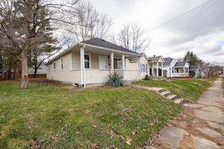 128 E Oakside St, South Bend, IN 46614