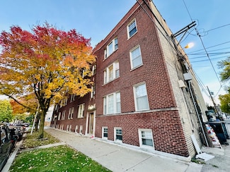 3041 W Belle Plaine Ave Unit G, Chicago, IL 60618