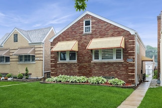 2238 Forest Ave, Riverside, IL 60546