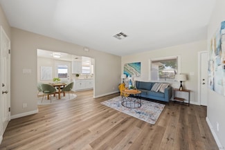 8247 Concord St, Fontana, CA 92335