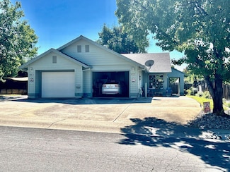 4314 Lynbrook Loop, Redding, CA 96003