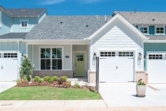 616 Montauk Way, Edmond, OK 73034