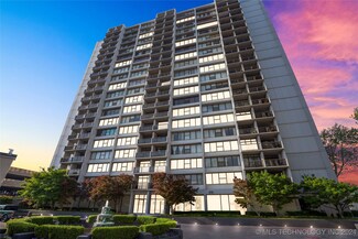 450 W 7th St Unit 1906, Tulsa, OK 74119