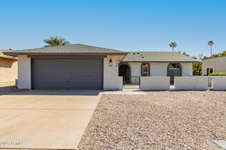 949 Leisure World, Mesa, AZ 85206