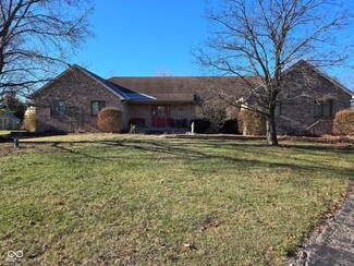8906 Lesley Ln, Brownsburg, IN 46112