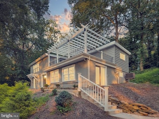 422 Spackman Ln, Exton, PA 19341