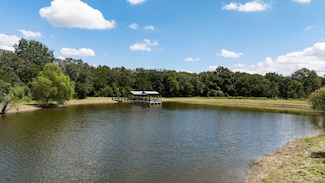 2287 Bryant Rd, Schulenburg, TX 78956
