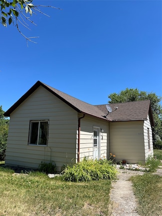 639 Main St, Geraldine, MT 59446