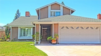 3210 S Center St, Santa Ana, CA 92704