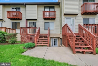 11304 Laurelwalk Dr, Laurel, MD 20708