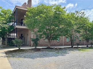 410 N Jefferson Ave, Covington, LA 70433