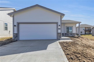 20923 W 190th Terrace, Spring Hill, KS 66083