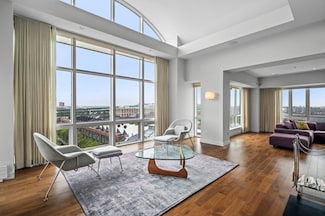 197 8th St Unit PH215, Boston, MA 02129