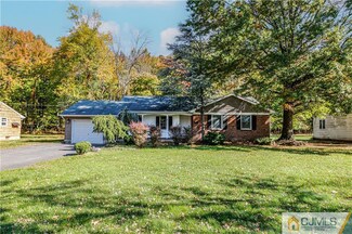 860 Grove Ave, Edison, NJ 08820