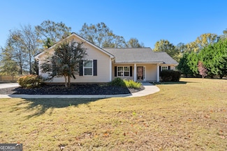 47 Matthews St, Senoia, GA 30276