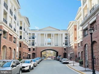3 Arch Place Unit 124, Gaithersburg, MD 20878