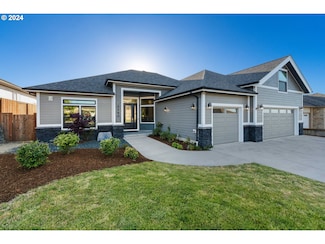 2140 Garfield St, North Bend, OR 97459