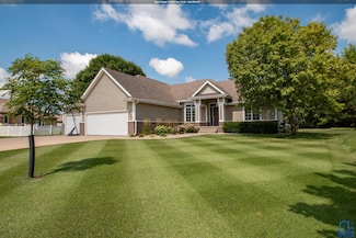 573 Oxbow Trail, Dakota Dunes, SD 57049