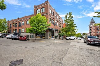 1224 Harris Ave Unit 208, Bellingham, WA 98225