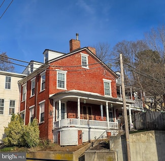 5 Church St, Glen Rock, PA 17327