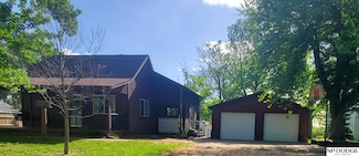230 N 5th St, Ulysses, NE 68669