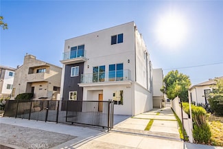 5251 Agnes Ave Unit 2, Los Angeles, CA 91607