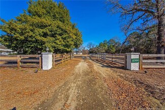 15946 Spiveys Corner Hwy, Dunn, NC 28334