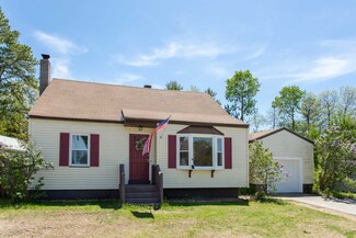 8 Eastern Ave, Concord, NH 03301