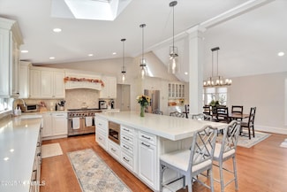 2 Lyndon Ln, Howell, NJ 07731