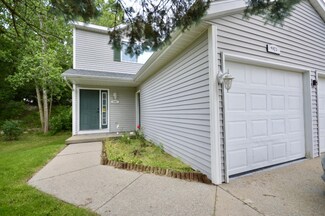4100 Woodrush Ln NW, Comstock Park, MI 49321