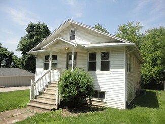 35562 N Franklin Ave, Ingleside, IL 60041