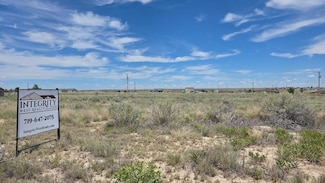 863 E Cholla Dr, Pueblo West, CO 81007