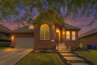 973 Village Green Ave, Lexington, KY 40509