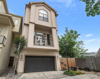 832 Garden Oaks Terrace, Houston, TX 77018