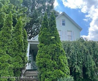 809 Union St, Taylor, PA 18517