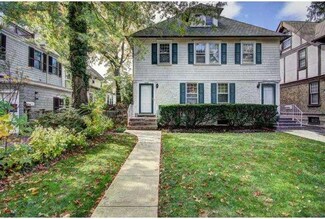 4 Madison St, Princeton, NJ 08542