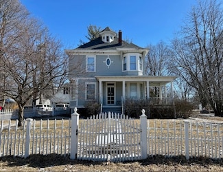 505 S Main St, Saybrook, IL 61770