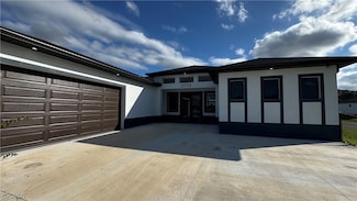 2713 17th St SW, Lehigh Acres, FL 33976