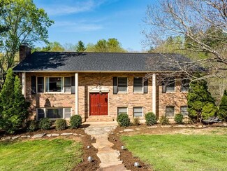 18 Fox Hollow Ct, Arden, NC 28704