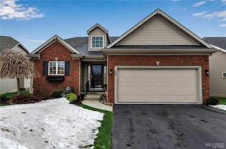 26 Dover Ct, Lancaster, NY 14086
