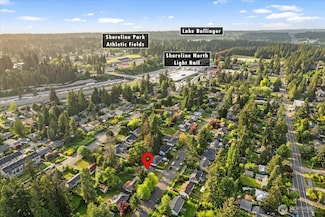 18031 9th Ave NE, Shoreline, WA 98155
